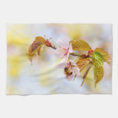 Bijen op een Cherry Flower Theedoek (Horizontaal)