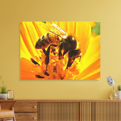 Bijen op een ventilator canvas afdruk (Insitu (Woonkamer))