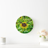 Bijen op gele zonnebloem ronde klok (Huis)