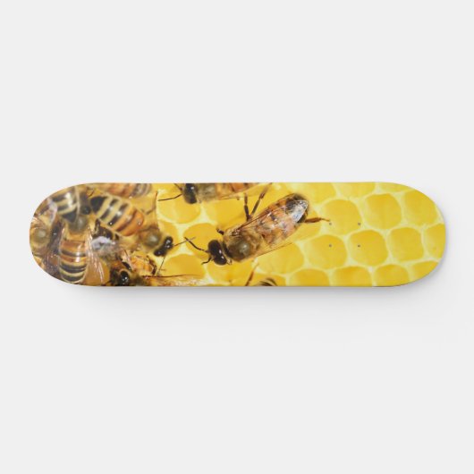 Bijen op Honeycomb - Skateboard Deck (Horizontaal)