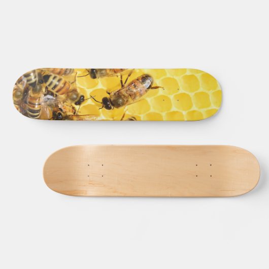 Bijen op Honeycomb - Skateboard Deck (Horizontaal)