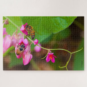 Bijen op koraalwijnvloeren Foto Legpuzzel