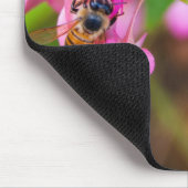 Bijen op koraalwijnvloeren Foto Muismat (Hoek)