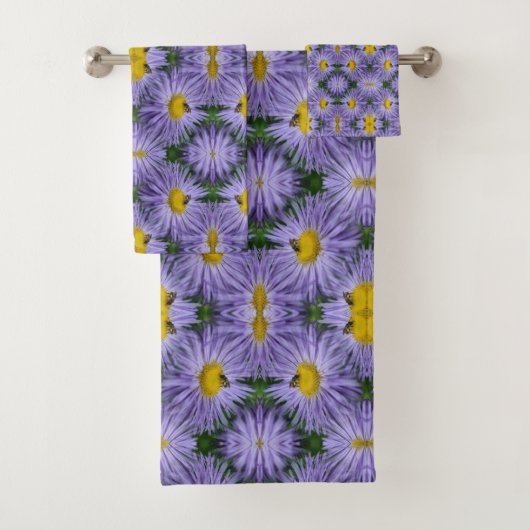 Bijen op paarse bloemen Natuur Abstract Bad Handdoek (Insitu)