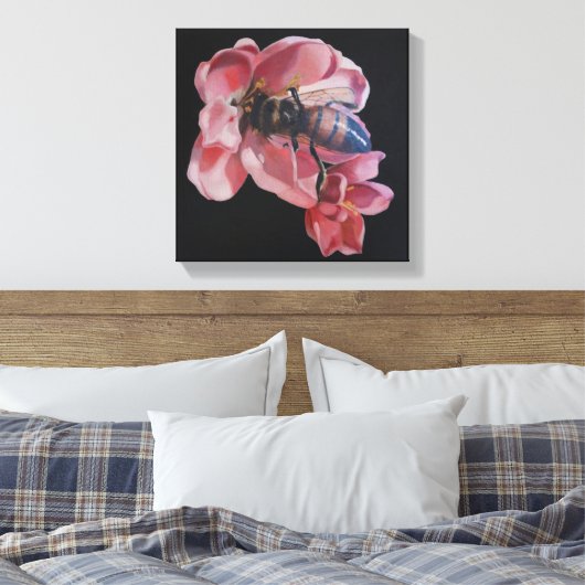 Bijen op roze ventiel canvas afdruk (Insitu (Slaapkamer))