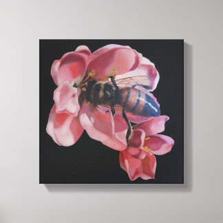 Bijen op roze ventiel canvas afdruk