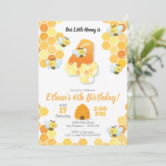 Bijen verjaardag, uitnodiging voor de 4e verjaarda (Staand voorkant)