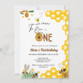 Bijendag geel honingbij eerste meisje verjaardagsf kaart (Voorkant)