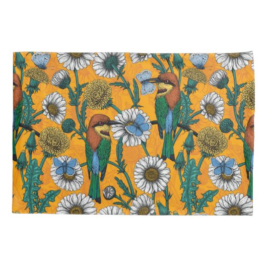 Bijeneters, blauwe vlinders en zeeduivel op sinaas kussensloop (Achterkant-Links)