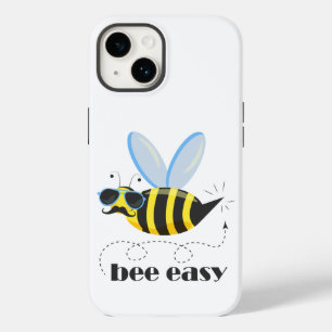 Bijenkarakter met snor zonnebril Bee Easy Case-Mate iPhone 14 Hoesje