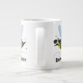 Bijenkarakter met snor zonnebril Bee Easy Grote Koffiekop (Achterkant)