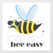 Bijenkarakter met snor zonnebril Bee Easy Raamsticker (Vel)