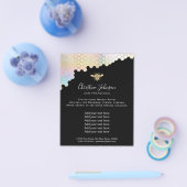 bijenpastelhoningraat op zwarte achtergrond flyer (Enkel)