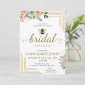 Bijensoort Rode Bloemen Bridal Shower Uitnodiging (Staand voorkant)