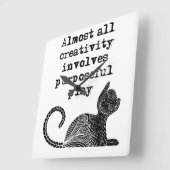 Bijna alle creativiteit impliceert doelgericht spe vierkante klok (Hoek)