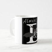 Bijna D&D-Mok (zwarte achtergrond) Koffiemok (Voorkant links)