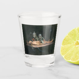 Bijna-doodervaring van een man en gotische geesten shot glas