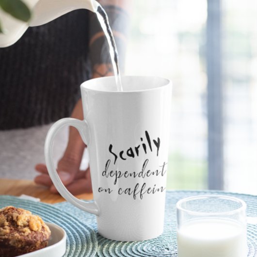 Bijna helemaal afhankelijk van koffie Halloween Latte Mok