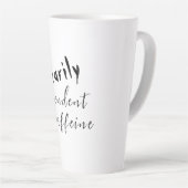 Bijna helemaal afhankelijk van koffie Halloween Latte Mok (Rechterhoek)