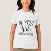 Bijna vrouw bruiloft uitgesteld bruid bruidegom lo Tri-Blend shirt (Voorkant)