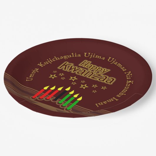 Bijpassende Happy Kwanzaa Zeven Principes 9" Papieren Bordje (Gekanteld)