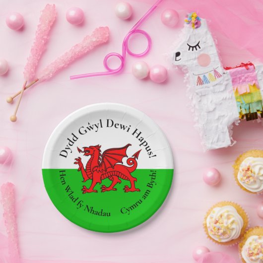Bijpassende Welsh Dragon St David's Day 7" Papieren Bordje (Feest)
