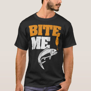 Bijt me Worm op Haak Visser Humor T-shirt