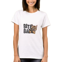 Bijt terug schattig kitten