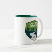 Bike Path voor East Bay Tweekleurige Koffiemok (Voorkant rechts)