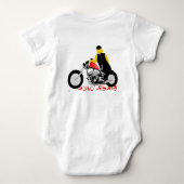 BIKER CHICK zit op haar motorfiets Romper (Achterkant)