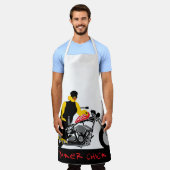 BIKER CHICK zit op haar motorfiets Schort (Gedragen)