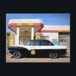 Biker Patrol Classic Car Service Station Briefkaart<br><div class="desc">Hoi daar! Ik hoop dat je deze foto leuk vindt die ik op mijn reizen heb gemaakt. Voel je vrij om je eigen tekst toe te voegen! Bekijk mijn winkel voor meer informatie.</div>