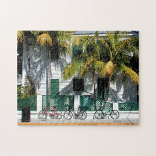 Bikes geparkeerd voor Apartement Key West Fl Legpuzzel