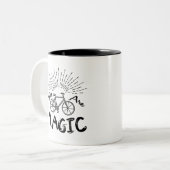 Bikes zijn magisch tweekleurige koffiemok (Voorkant links)