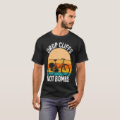 Biking and Cycling   37 T-shirt (Voorkant volledig)