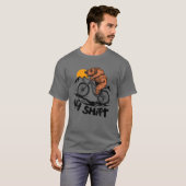 Biking Beer fietscyclus in bergbeklimmen T-shirt (Voorkant volledig)