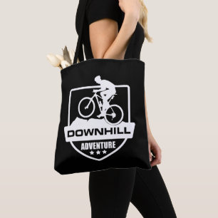 Biking van bergen naar beneden tote bag