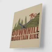 Biking van bergen naar beneden vierkante klok (Hoek)