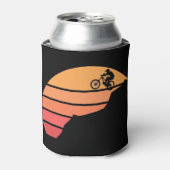 Biking van de bergen in de suspensie blikjeskoeler (Blikje Voorkant)