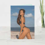 BIKINI BEACH GIRL FUNNY BIRTHDAY Wenskaart Kaart<br><div class="desc">FUNNY BEACH GIRL KAART</div>