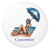 Bikini Meisje Strand Napping Thunder_Cove Keramische Knop (Voorkant)