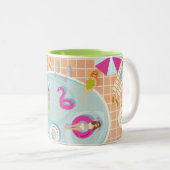 Bikini meisjes en jongens spelen zwembad spel tweekleurige koffiemok (Voorkant rechts)