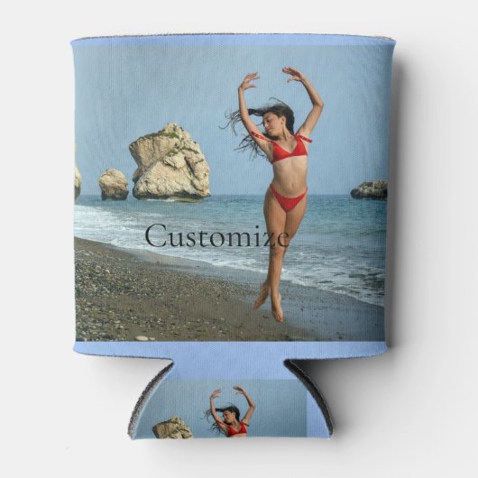 Bikini Model Dansend Thunder_Cove Blikjeskoeler (Voorkant)