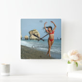 Bikini Model Dansend Thunder_Cove Vierkante Klok (Huis)