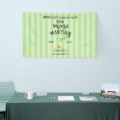 Bikinis & Martinis Tropisch Zwembad Hen Dochteruit Spandoek (Beurs)