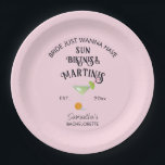 Bikinis & Martinis Tropisch Zwembad Hen Doordeweek Papieren Bordje<br><div class="desc">Bruid Wil Net Zon Hebben Bikinis en Martinis,  dus kies deze Bikinis & Martinis Tropisch Strand Zwembad Hen Doordeweekse Afscheid Weekend Reisplan sjabloon en zorg dat het feest kan beginnen! Pas de sjabloon aan met uw evenementdetails en bestel vandaag nog uw uitnodigingen en feestartikelen.</div>