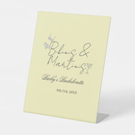 Bikins & Martinis bachelorette party yellow retro Reclamebord Met Voetstuk