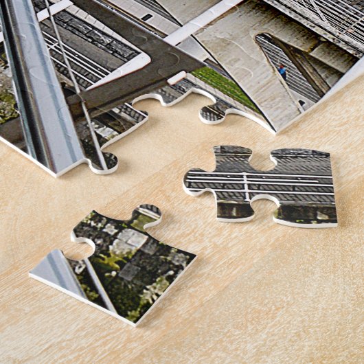 Bilbao. Zubizuri of de Campo Volantin Bridge. Legpuzzel (Zijkant)