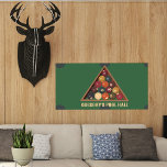 Biljartballen Custom Pool Table Thema Perfect Poster<br><div class="desc">Dit poster is klaar om te worden gepersonaliseerd met uw eigen aangepaste tekst. Jouw tekst verschijnt in ivoorkleurige belettering onder mijn realistische stijlillustratie van een gebarsten set van  biljartballen de achtergrond heeft het uiterlijk van een klassieke pooltafel. Voeg je eigen slogan toe aan creëer,  een speciaal cadeau voor poolspelers.</div>