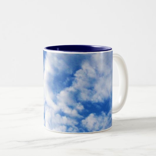 Billowy Clouds Mok (Voorkant rechts)